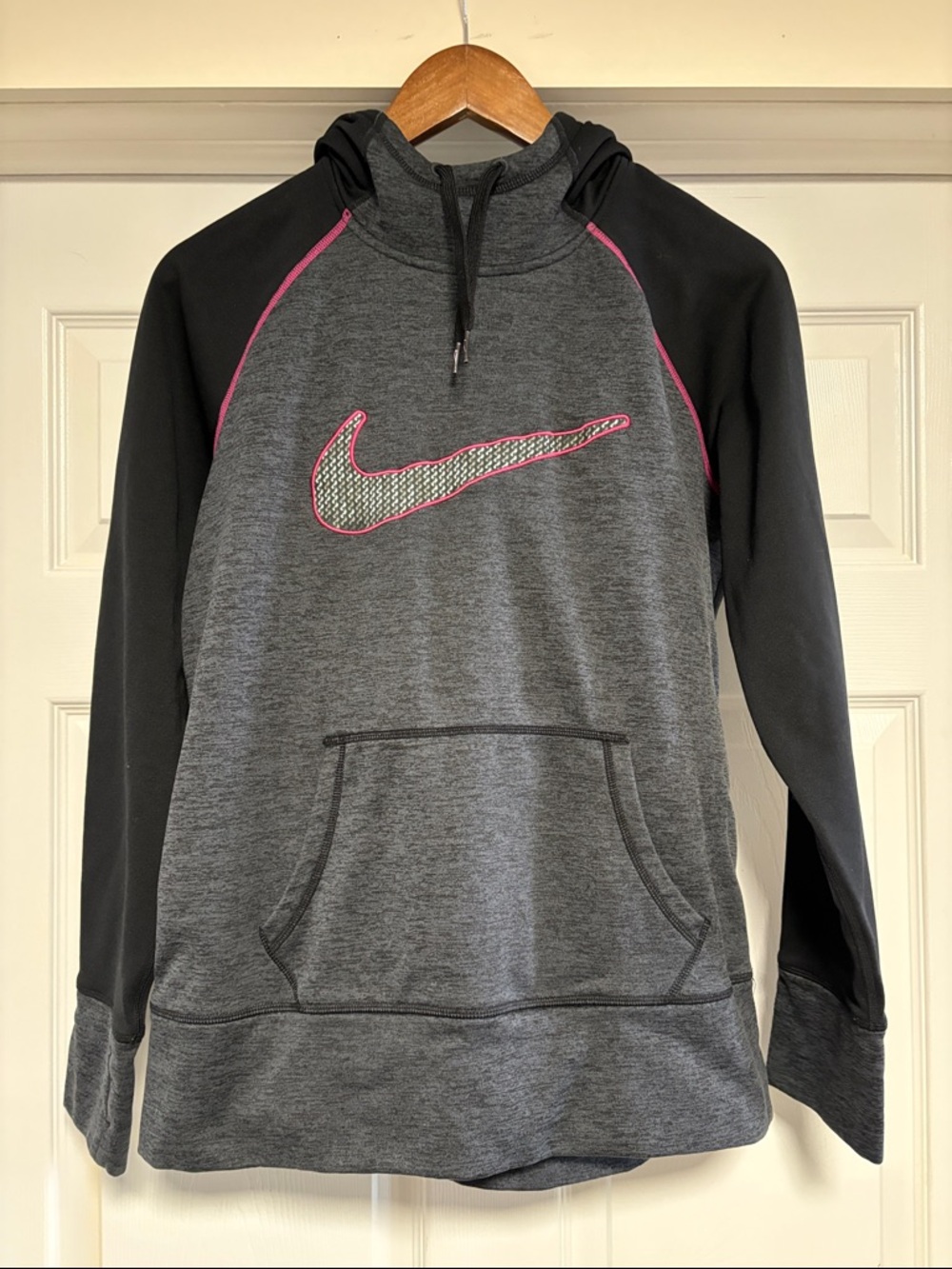 Nike Therma-Fit Gray and Black Hoodie with Pink Trim